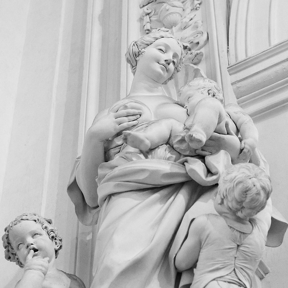 Giacomo Serpotta: Woman breastfeeding - Oratorio di San Lorenzo, Palermo