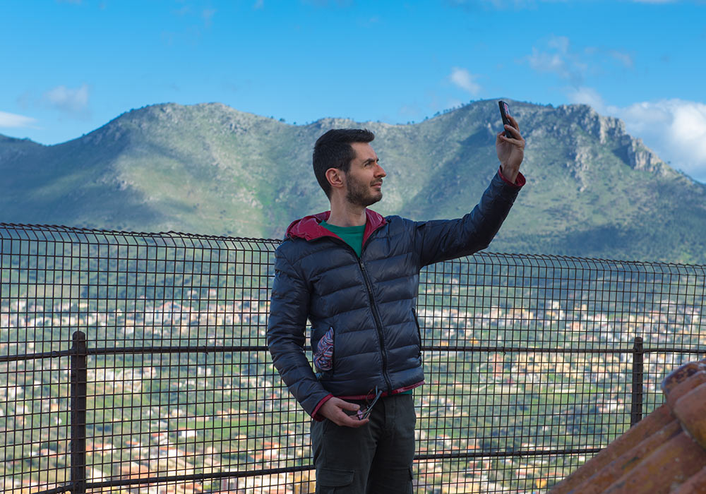 Monreale tourist: selfie