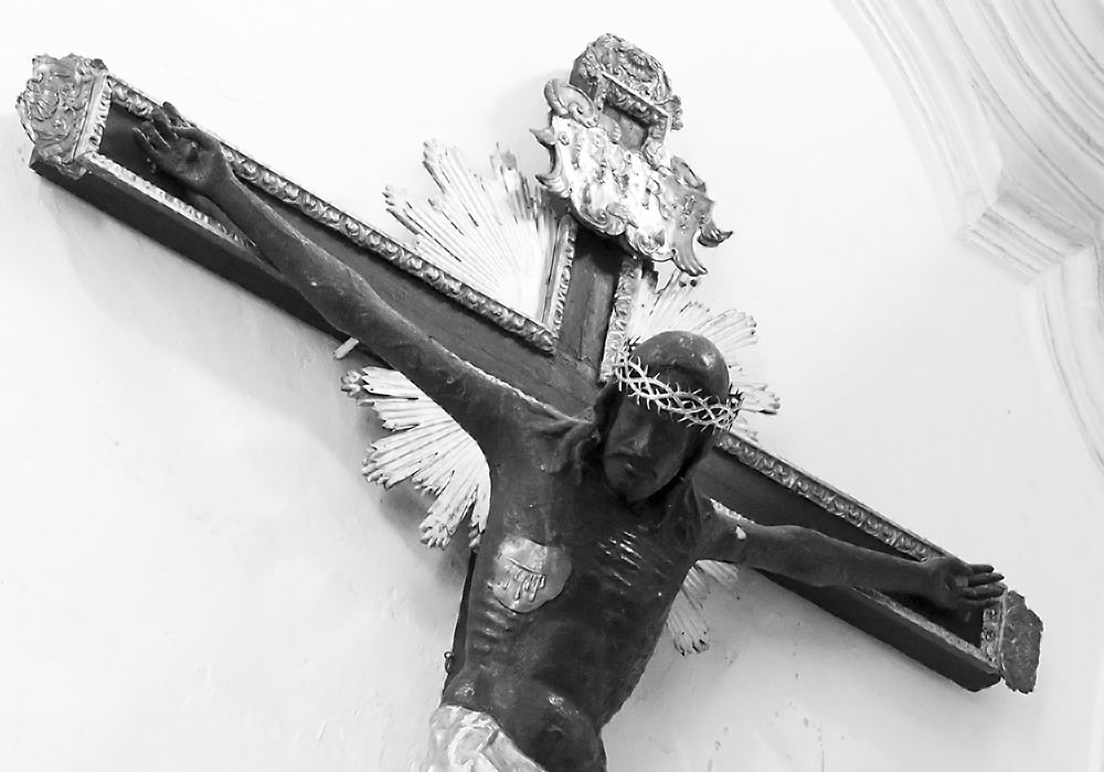 Crucifix (1484) by Pietro Ruzzolone in the Termini Imerese duomo