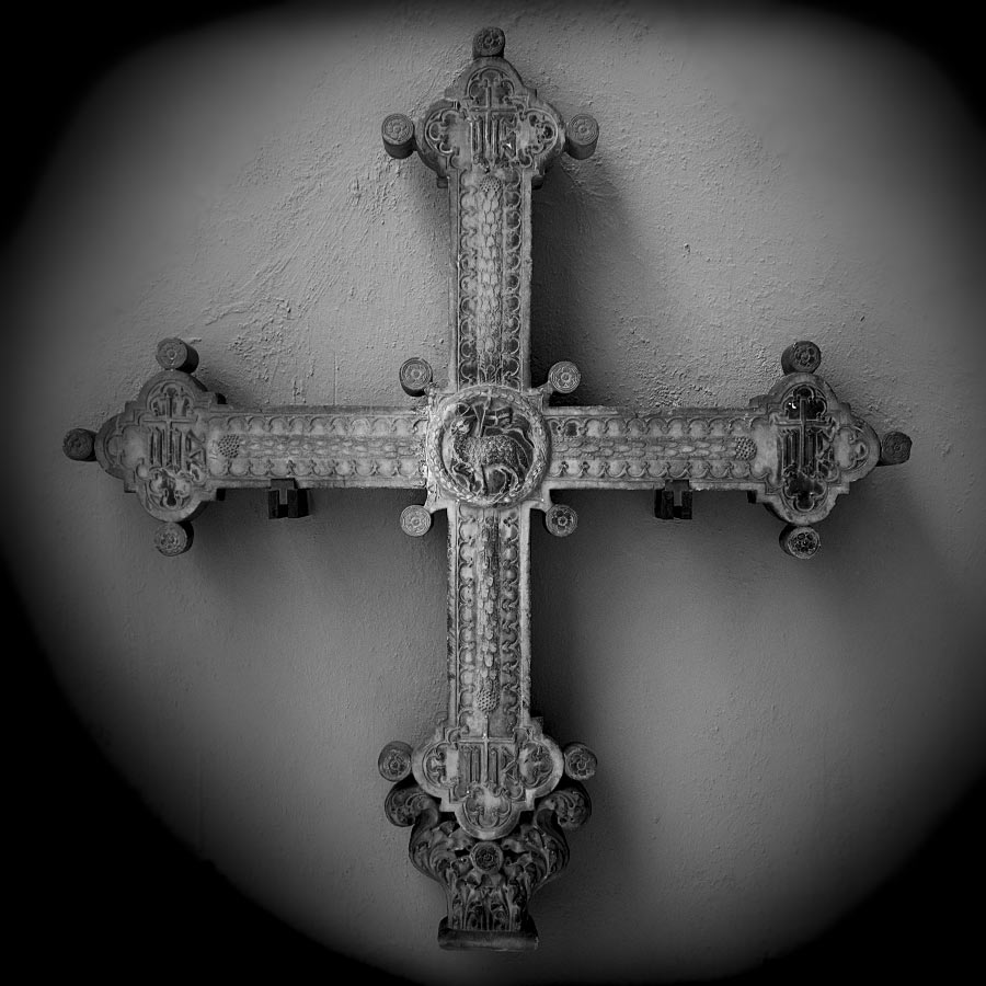 Cross (C15), Chiesa di San Francesco d’Assisi, Palermo