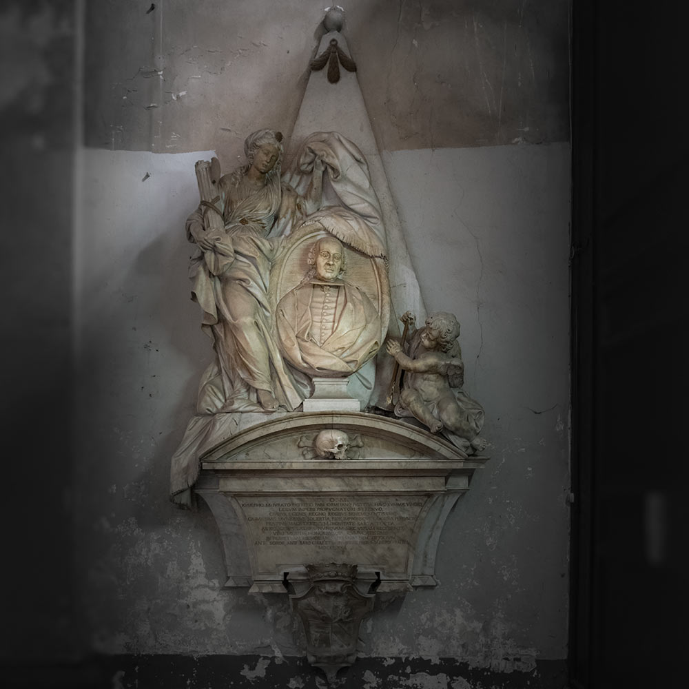 Tomb (1772) in Chiesa di S. Ninfa dei Crociferi, Palermo (Sicilia).