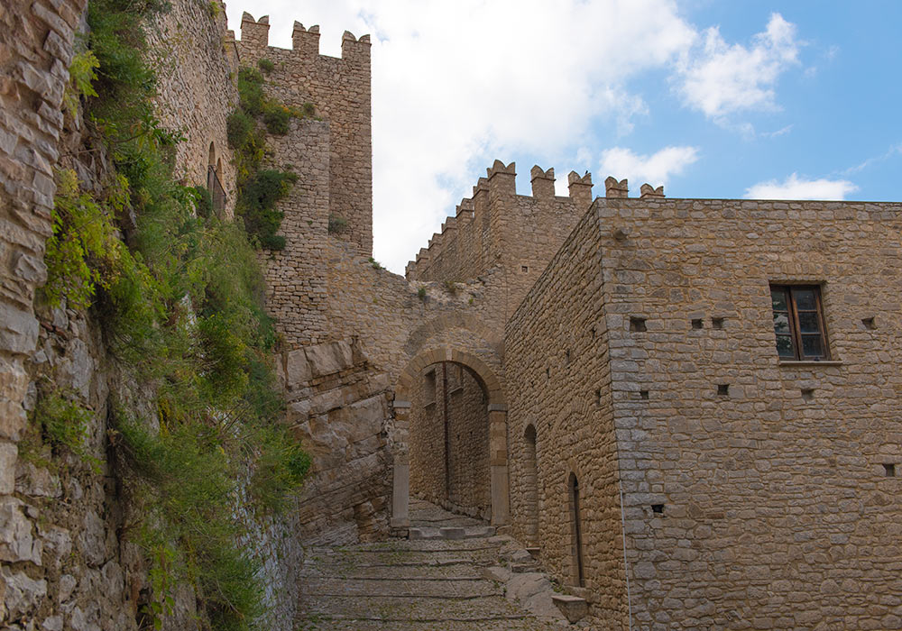 Caccamo castle