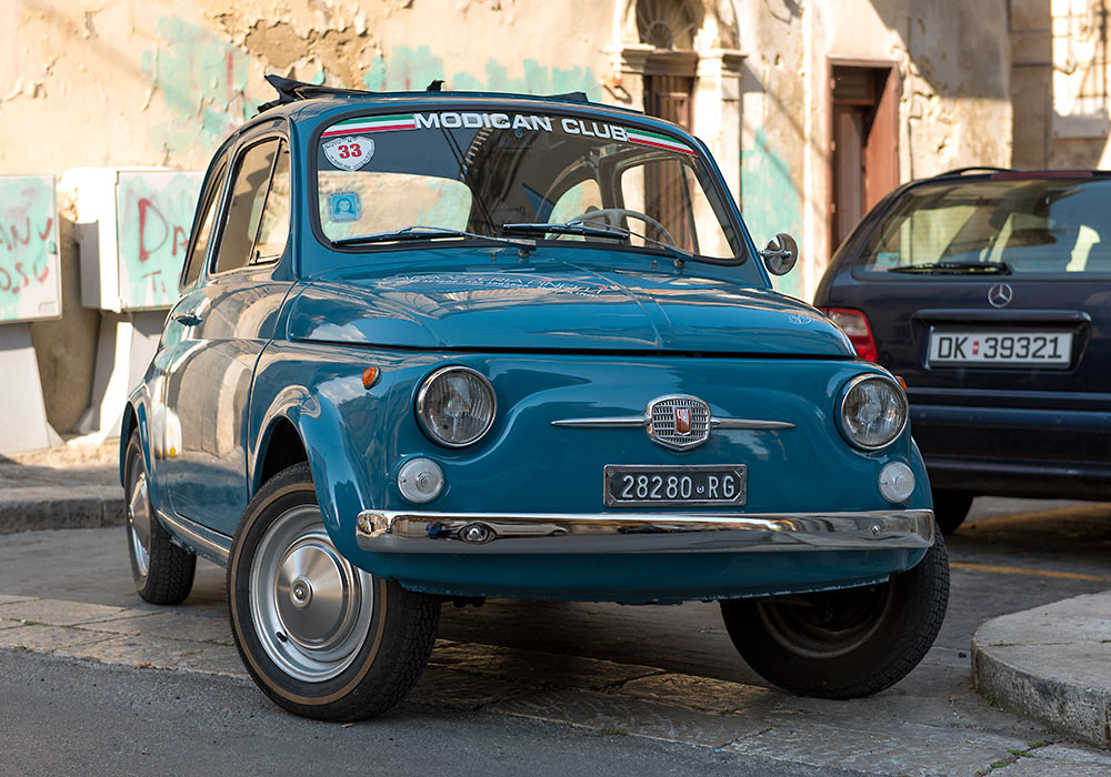 Fiat 500 outside De Stefano Palace - Luxury Hotel, Ragusa Superiore