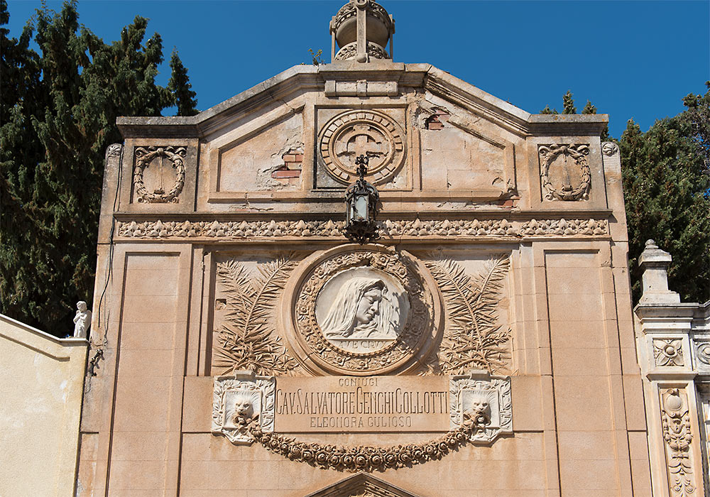 Tomb at the Cefalù cemetery