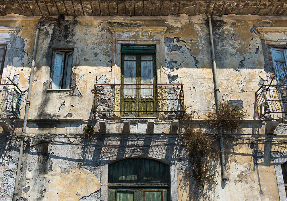 balcony in Sicily