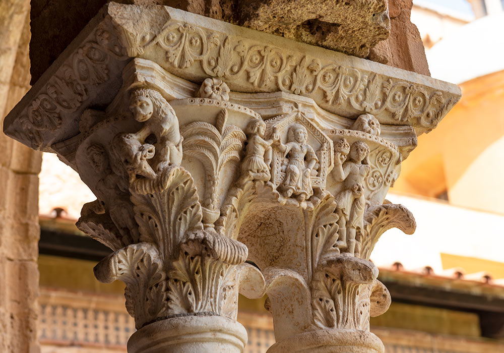 Capital, Monreale Cloister