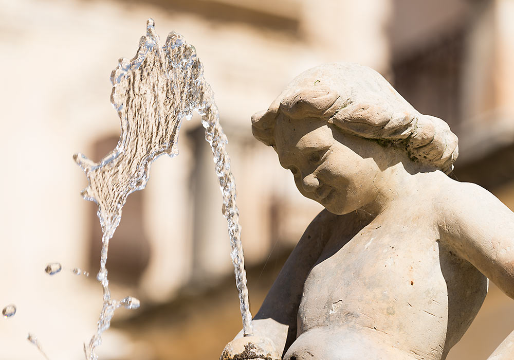 fountain Noto