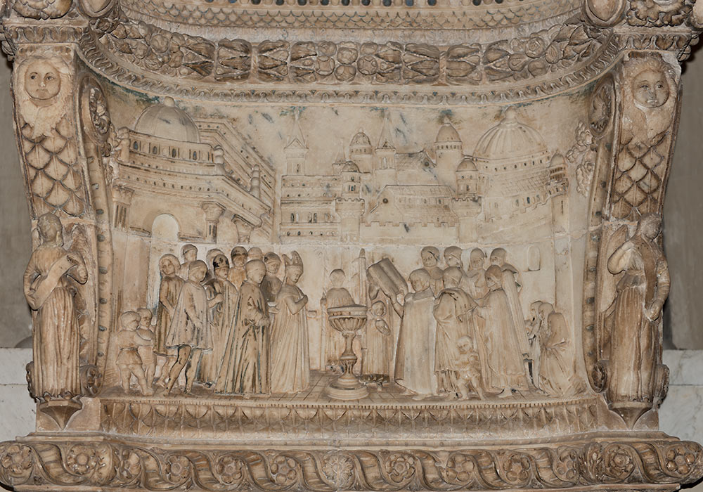 Detail of a (restored) canopied stoup (attributed to Domenico Gagini).