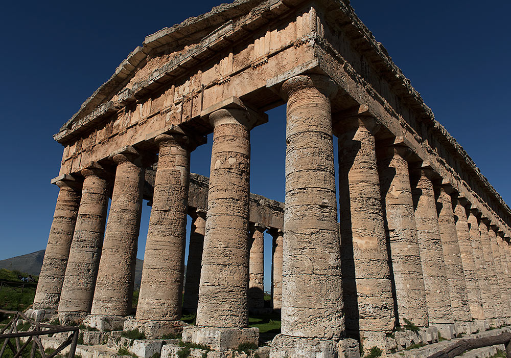 Segesta, Greek temple