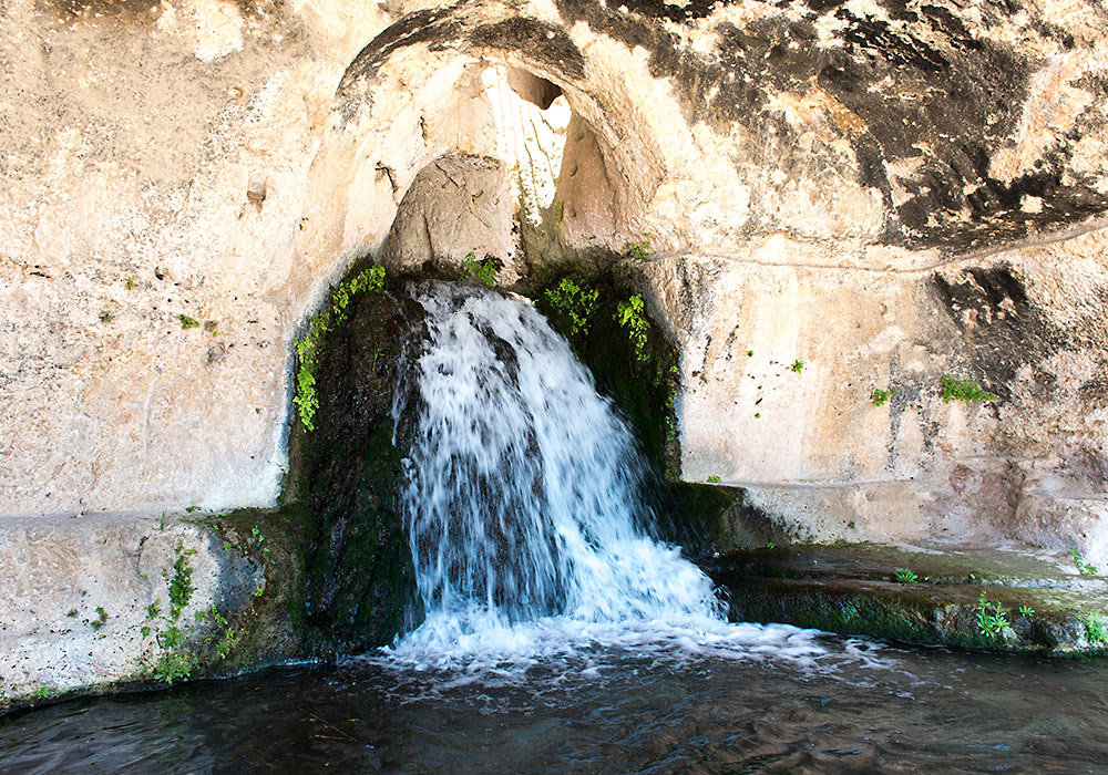 Grotta del Museion, Siracusa, Sicily