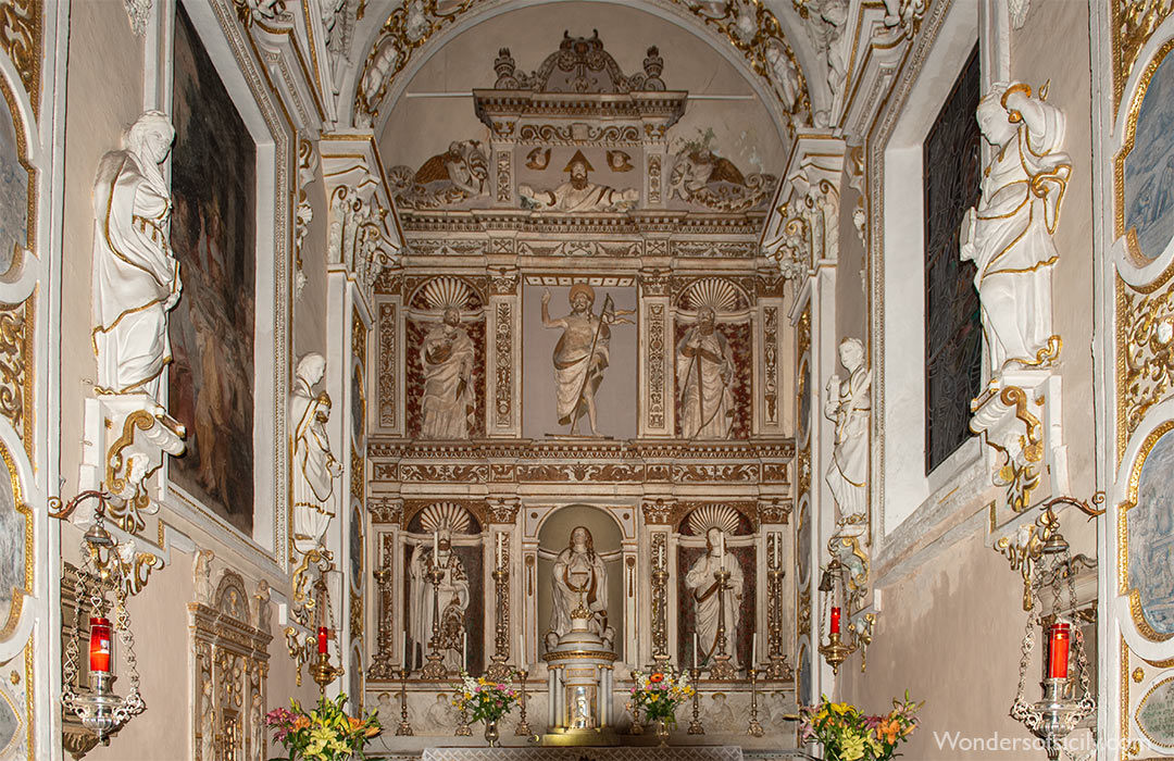 altar