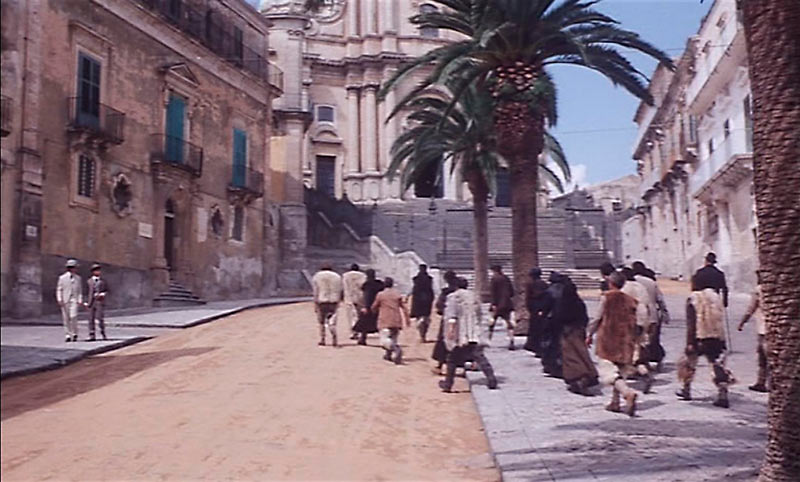 Taviani brothers: Kaos. Scene in Ragusa