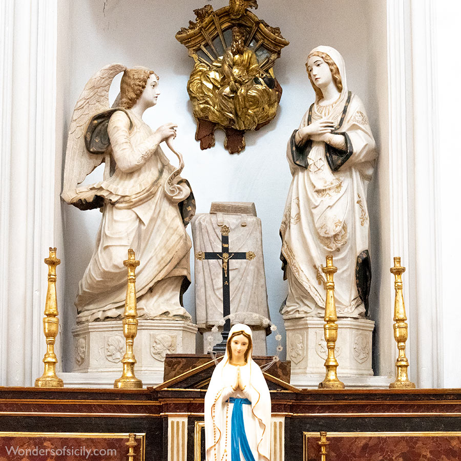 The Annunciation. The church of Santa Maria del Carmelo (Santa Maria dell'Annunziata), Modica